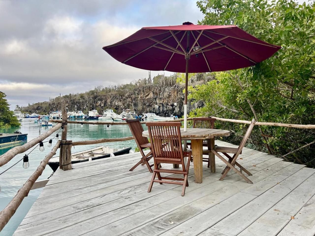 Bed and Breakfast Casa Kubler Puerto Ayora  Exterior foto